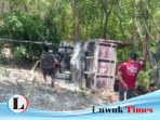 Lewati Tanjakan Maut di Desa Poh, Truk Pengangkut Sawit Masuk Jurang