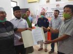 Lembaga Adat Batomundoan Banggai Masukkan Tanggapan Bakal Paslon di KPU