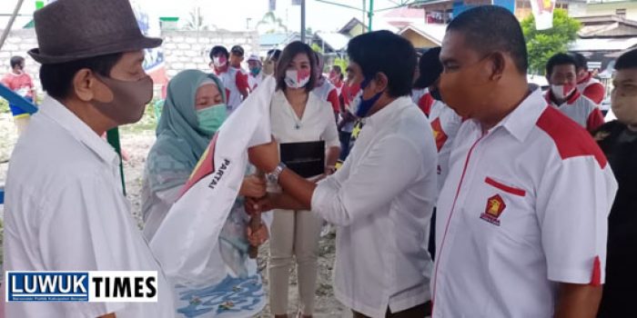 Sulianti Murad Lantik PAC dan Ranting Gerindra se-Kecamatan Luwuk