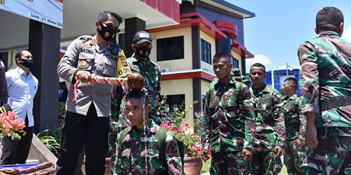 TNI-Polri Keluarga Besar Kekuatan Negara dan Wajib Bersatu