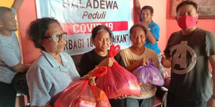 Relawan Baladewa Bantu Warga Terdampak Covid-19