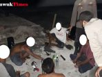 Polisi Bubarkan Pesta Miras Warga di Kompleks Pelabuhan Ferry
