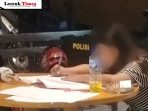 Polisi Amankan Gadis 18 Tahun Mabuk Terbaring di Jalan