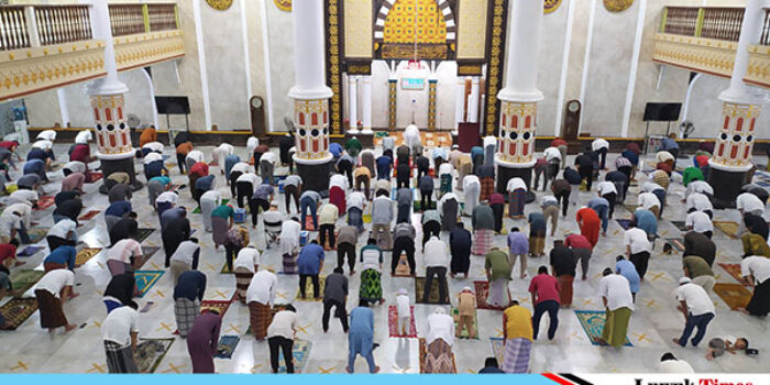 Masjid Agung Annur Luwuk Konsisten dengan Prokes