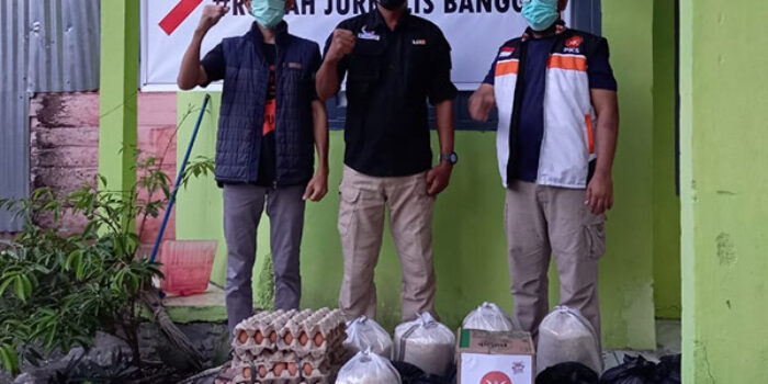 Bantu Warga Isoman, Gaji Tiga Anggota DPRD PKS Dipotong