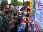 Warga Pedalaman Apresiasi Indosat dan Kominfo, Bangun Jaringan Sampai Pelosok Indonesia