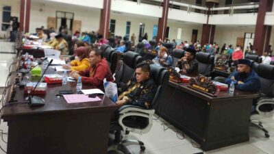 Fraksi PDIP DPRD Banggai Sebut Kebersihan dan Penataan Kota Semrawut