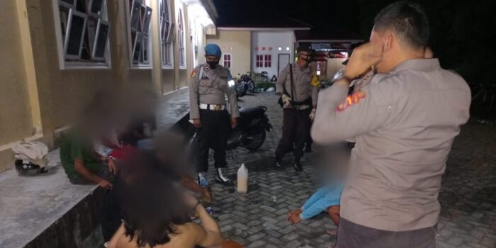 Polisi Bubarkan 10 Pemuda Pesta Miras di Luwuk