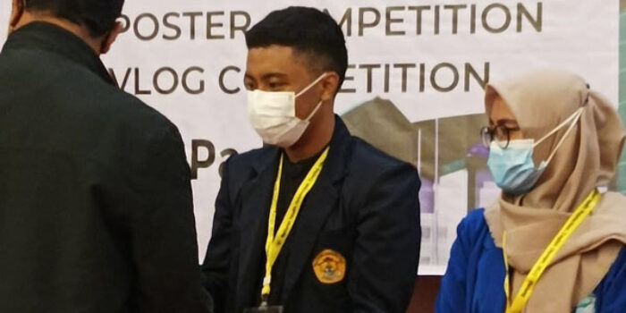 Mahasiswa Prodi Luwuk Faiz Syafiq Bempah Runner-up Novice Writing