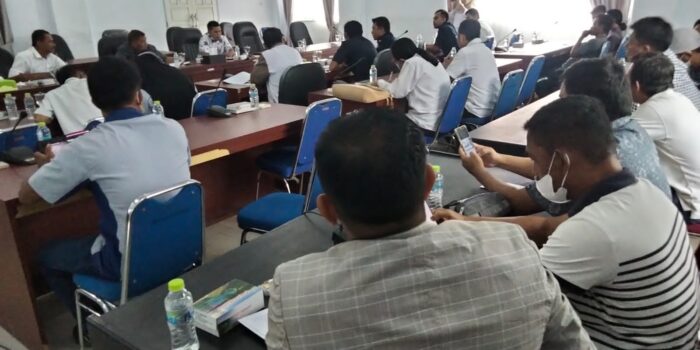 DPRD Banggai Hearing Penangkapan 9 Kapal Nelayan Moilong