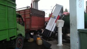 Truk Tabrak Nozel BBM SPBU di Bunta Banggai, Begini Ceritanya