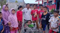 Sayangi Disabilitas, Kacabdis Dikmen Wilayah V Berbagi Bersama SLB Padamu Negeri Simpang Raya