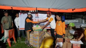 PKS Banggai Turunkan Relawan dan Bagikan Bantuan Logistik di Lokasi Banjir