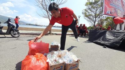 Komitmen Pinasa, PDI Perjuangan Banggai Kumpul 5 Ton Sampah