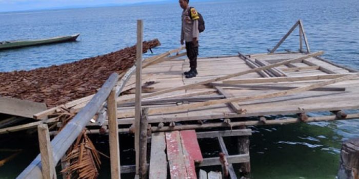 Diterpa Angin Kencang, Rumah Nelayan di Luwuk Timur Roboh
