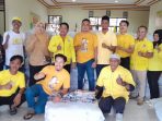 Partai Golkar Banggai Bagi 10 Ribu Sarung di 23 Kecamatan