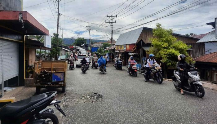 Jalan Macet di Luwuk tanpa Dishub Banggai dan Satlantas
