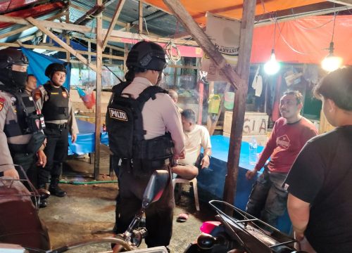 Patroli Samapta Polres Banggai Sasar Pasar di Malam Hari