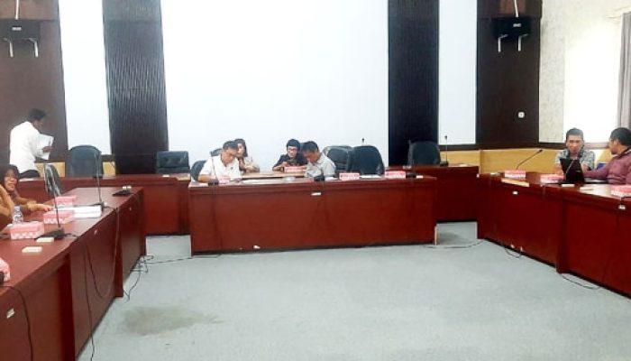 Subkon PT DSLNG di Hearing Komisi 3 DPRD Banggai
