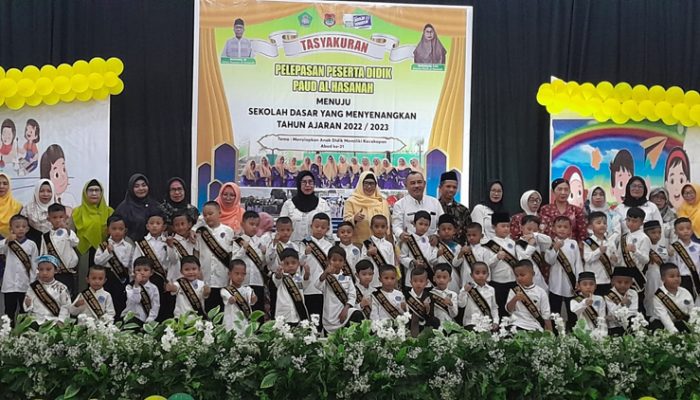 Tasyakuran PAUD Al Hasanah Luwuk, Lepas 75 Peserta Didik dan Guru 18 Tahun Mengajar