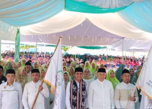 Kukuhkan Pengurus MCMI Banggai Bersaudara, Anwar Hafid : Makmurkan Masjid, Daerah Sejahtera dan Aman Tenteram