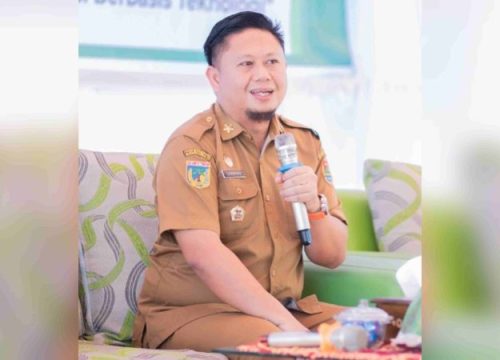Kepala DKISP Banggai Narasumber Pada Kuliah Umum AMIK Nurmal Luwuk