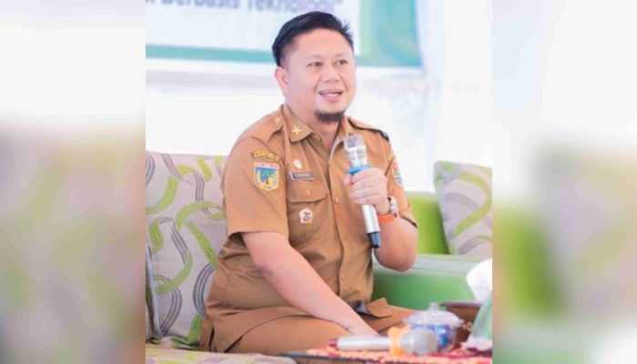 Kepala DKISP Banggai Narasumber Pada Kuliah Umum AMIK Nurmal Luwuk