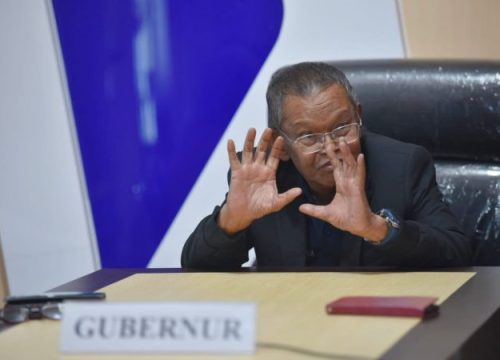 Gubernur Sulteng Rusdy Mastura Berkantor Sehari di OPD