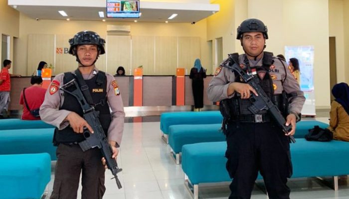 Antisipasi Kriminalitas, Polres Banggai Beri Pengamanan 7 Bank di Luwuk