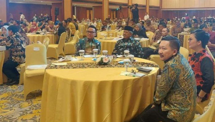 Bersama 100 Kabupaten se Indonesia, Bupati Banggai Amirudin Hadiri Seminar Nasional