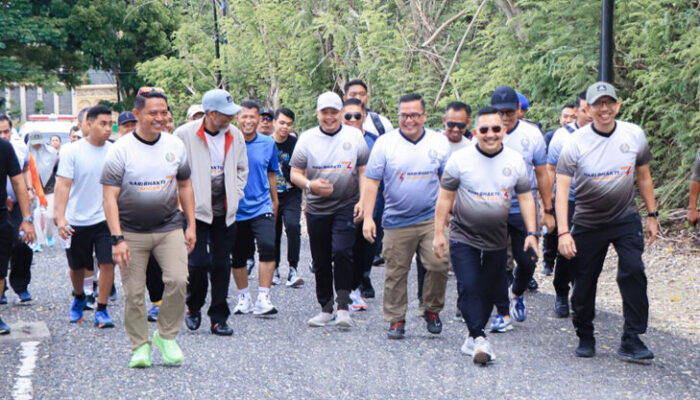 Peringati Hari Bhakti Imigrasi ke 74 di Luwuk, Bupati Banggai Amirudin Ikut Fun Walk