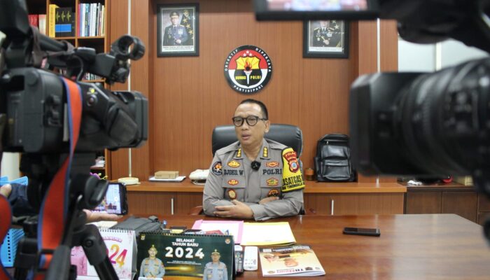 Lalai Gunakan Senpi, Perwira Brimob Polda Sulteng Alami Luka Tembak