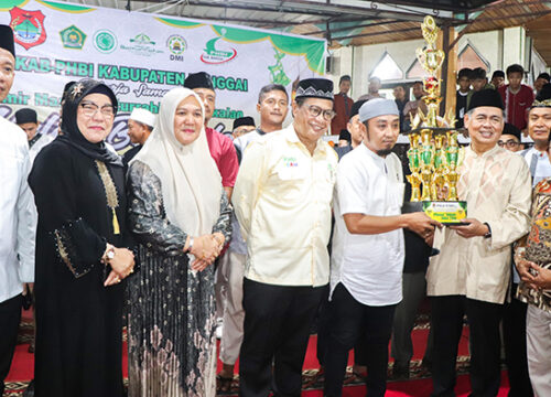 Dua Kali Juara Lomba Takbiran, Masjid Al Ilham Bungin Rebut Piala Bupati Banggai