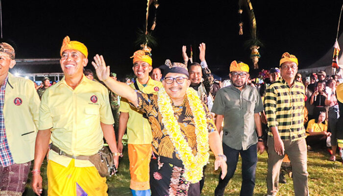 Bupati Banggai Amirudin Menutup Festival Ogoh-Ogoh dan Festival Budaya di Toili