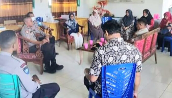 Curhat Guru di SMP Negeri 1 Kintom, Bahas Minat Belajar Siswa dan Mencegah Tawuran