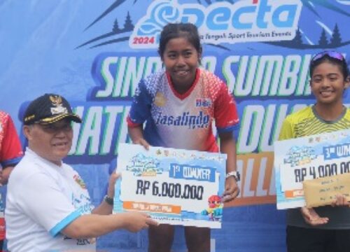 Atlet Sulawesi Tengah Nethavani Octaria Buktikan Sebagai Ratu Triathlon Indonesia