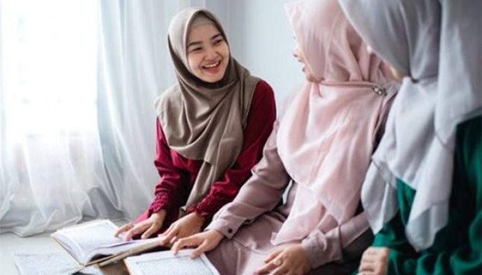 15 Keutamaan yang Diperoleh Kaum Wanita