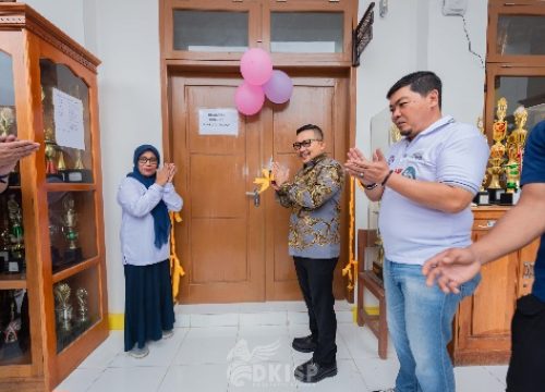 Didampingi Kadisdikbud Banggai, Bupati Amirudin Resmikan Gedung Baru SMPN 2 Luwuk