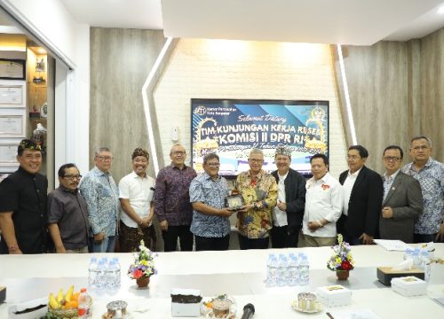 Komisi II DPR RI Apresiasi Capaian PTSL dan Implementasi Sertipikat Elektronik di Kota Denpasar