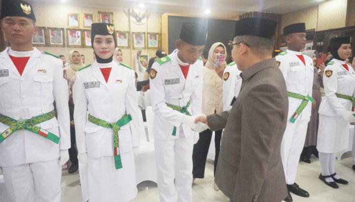 Bupati Banggai Amirudin Kukuhkan 46 Calon Paskibraka