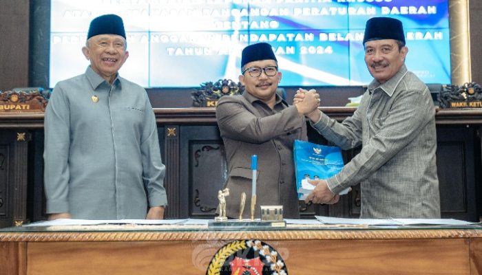 Pemkab Banggai dan DPRD Sepakati APBD Perubahan 2024