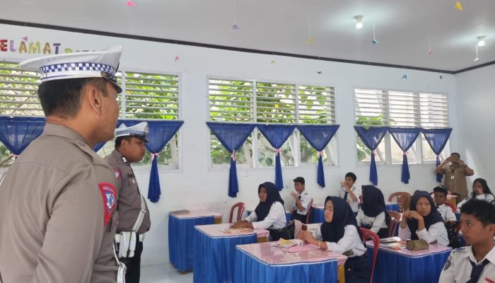 Polres Banggai Sosialisasi Larangan Siswa Membawa Sepeda Motor di Sekolah