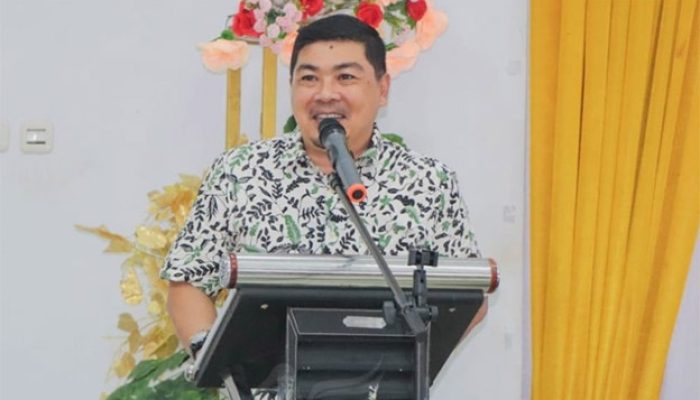 Tingkatkan Kualitas Pendidikan di Banggai, Syafrudin Hinelo Programkan ADE Kembali Sekolah