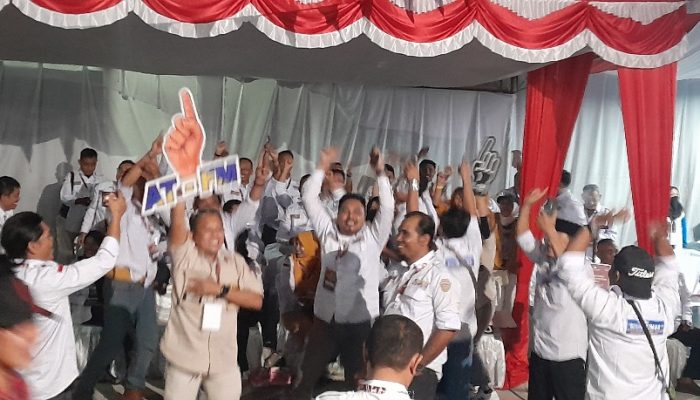 AT-FM Kantongi Nomor Urut 1, Yel Yel Sekali Lagi Menggema di KPU Banggai