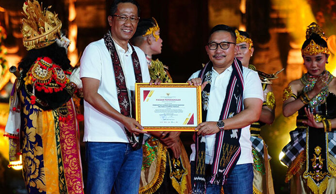 Ini Baru Hebat, Bupati Amirudin Satu-satunya Kepala Daerah Terima Penghargaan Kemenkum HAM 2024