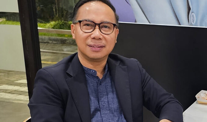Krisis Global dan Minimnya Panduan Ilmu Politik