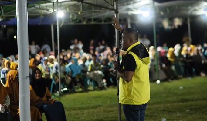 Abdul Ukas Marzuki Sukses “Membakar” Semangat Pendukung AT-FM di Kintom
