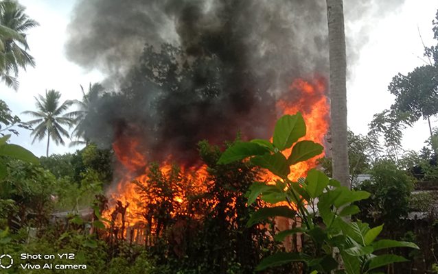 Rumah Ibu Paruh Baya di Pagimana Banggai Terbakar