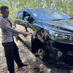 Mobil Dinas Inspektorat Kabupaten Banggai Kecelakaan