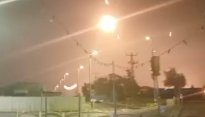 Roket Milisi Hizbullah Hujani Pasukan IDF di Palestina